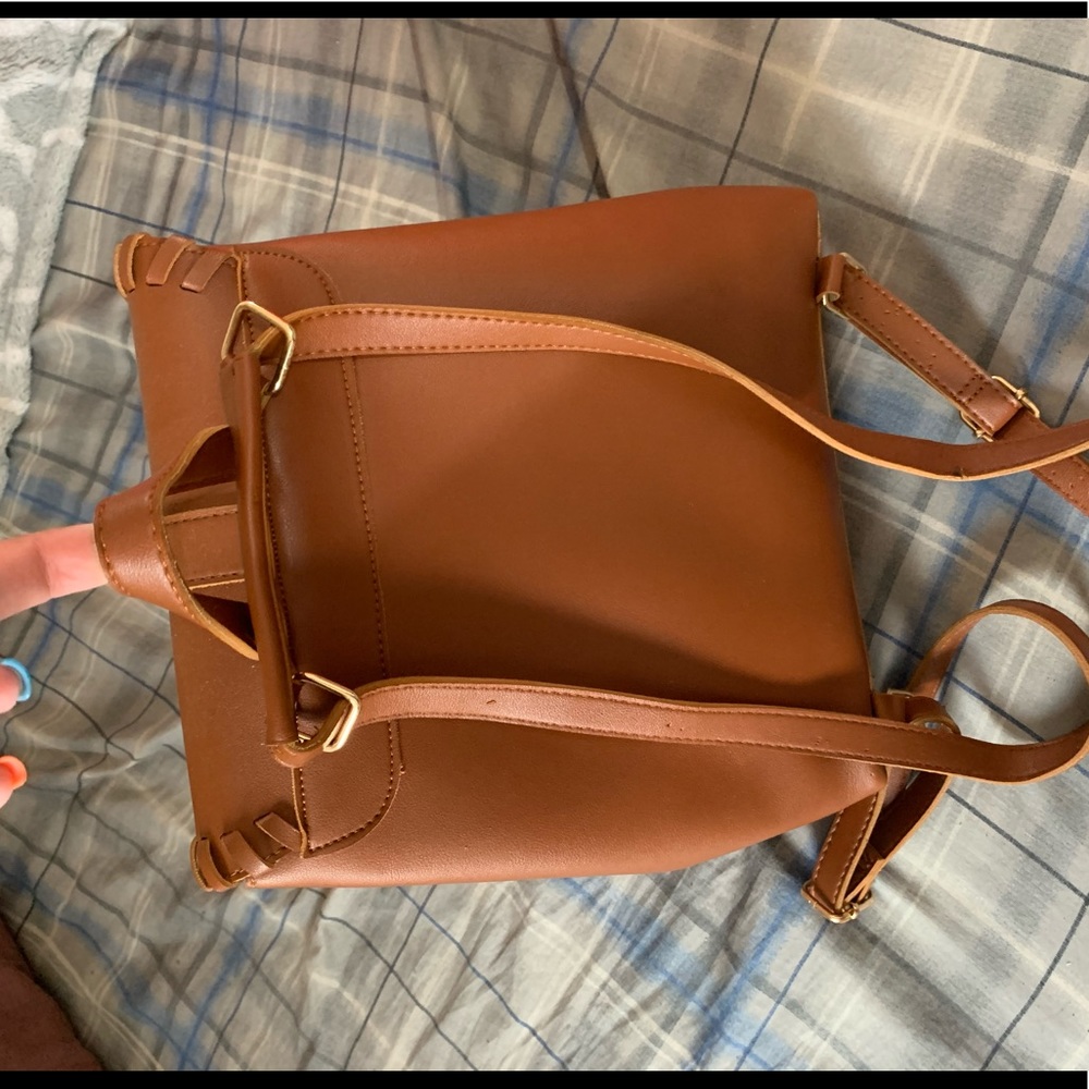 Purse/Backpack - Picture 4 of 4